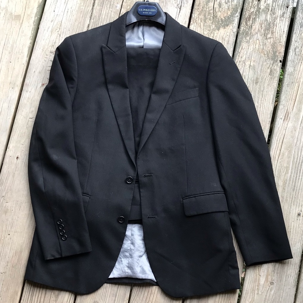 Men’s Polo Black 38R Suit and 32R Pants